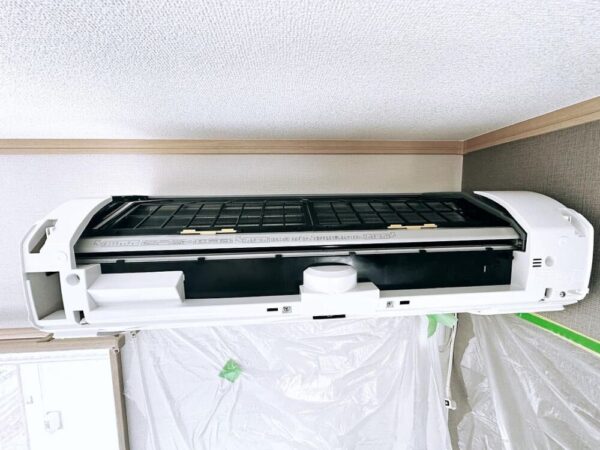 お掃除機能付きエアコン