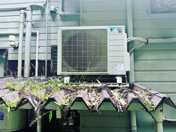 室外機クリーニング（清掃前）