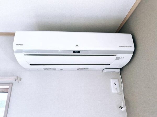 お掃除機能付きエアコン